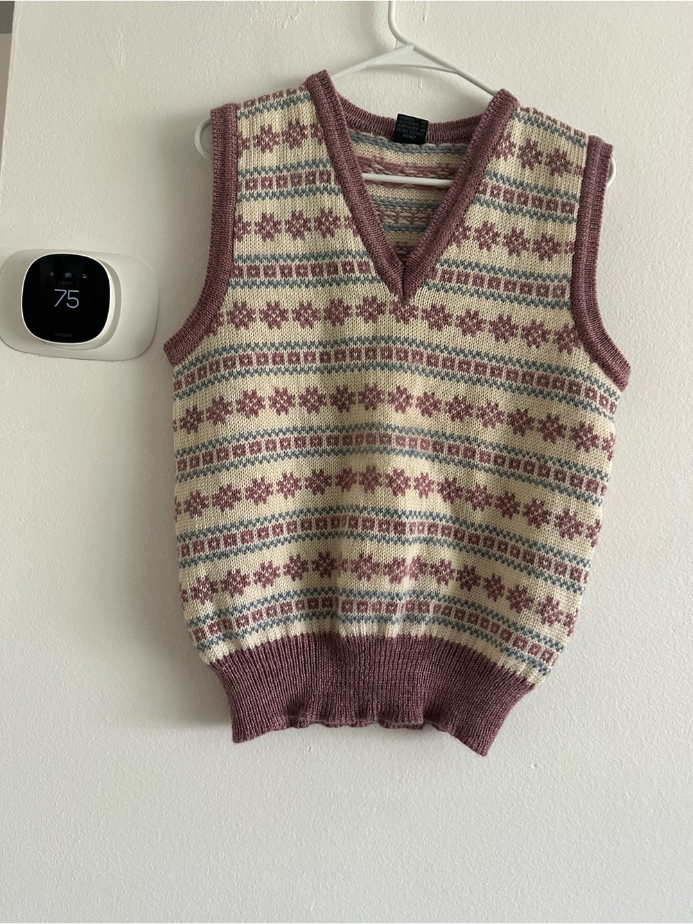 Dale of Norway pure new wool Knit Sweater Vest in Cream & Dusty Rose 42